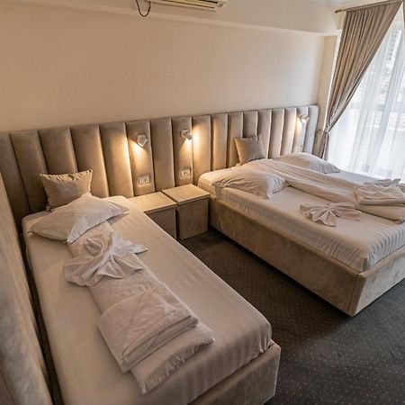 Camere De Inchiriat Elisei Тімішоара Екстер'єр фото